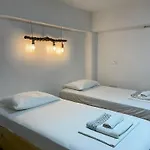 Appartamento Casa Shprese - Wooden Tirana