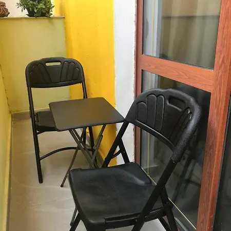 Casa Shprese - Wooden 地拉那