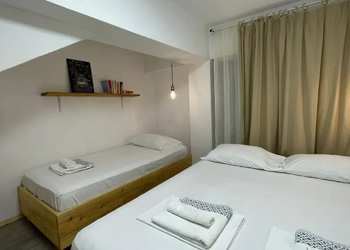 Casa Shprese - Wooden