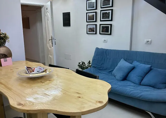 Casa Shprese - Wooden *